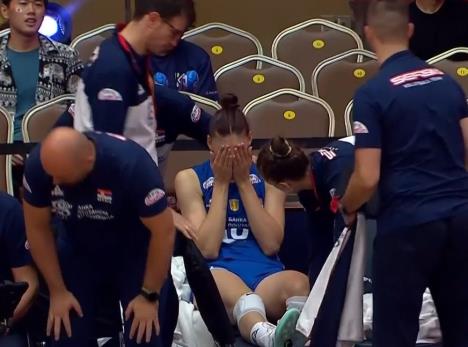 Tijana Bošković sa bolnom grimasom posle povrede