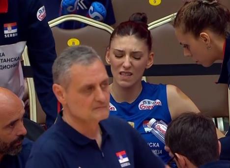 Tijana Bošković sa bolnom grimasom posle povrede