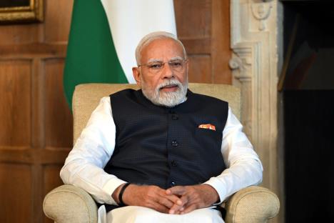 modi01 EPA Chris J Ratcliffe  Pool.jpg