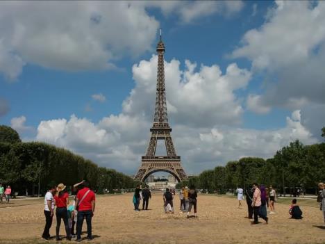 Đaci generacije otputovali u Pariz (2).jpg