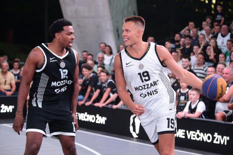 Arijan Lakić i Sterling Braun u novim dresovima