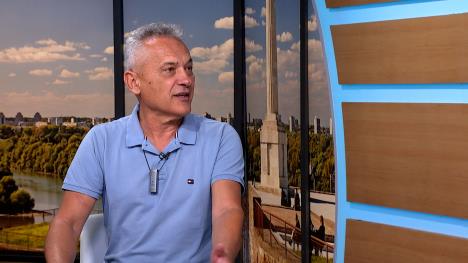 Sequence 13.00_44_23_04.Still004.jpg