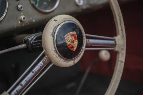 Rđav volan automobila