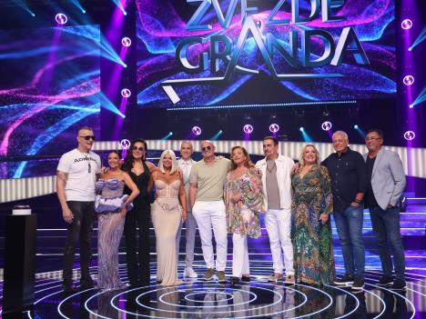 Zvezde Granda  Voja Nedeljković Snežana Đurišić Svetlana Ceca Ražnatović  Dara Bubamara Dragan Kojić Keba Đorđe David Ana Bekuta (6).jpeg