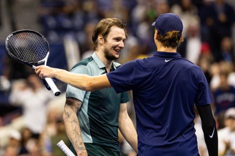 Aleksander Bublik i Janik Siner posle meča
