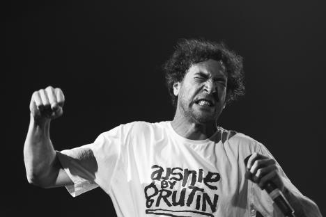 121024-4137 copy.jpg