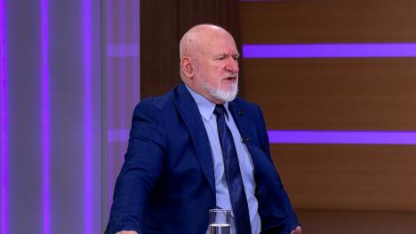 Sequence 05.00_12_51_24.Still002.jpg