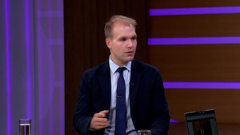 Sequence 07.00_07_53_16.Still001.jpg