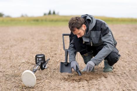 potraga za blagom/ilustracija