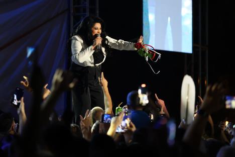 Kristijan Golubović dao Dragani ruže