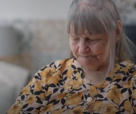 Džin o davanju ćerke na usvajanje