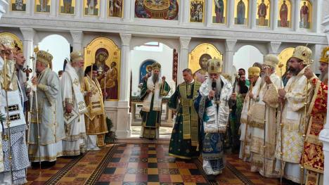 Patrijarh Porfirije osveštao hram u Pakracu