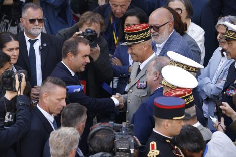 lecornu01 EPA Ian Langsdon  Pool.jpg