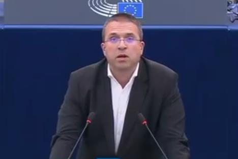 2025-09-10 15_26_58-(1) Tomislav Sokol on X_ _Vučić je autokrat, ali problemi Srbije puno su dublji..png