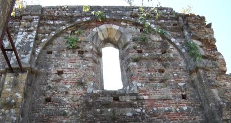 Ostaci Manastira Svetih Sergija i Vlakha