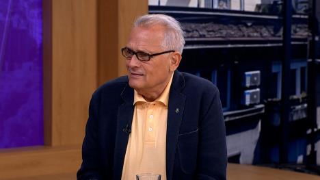 Sequence 02.01_07_33_06.Still002.jpg