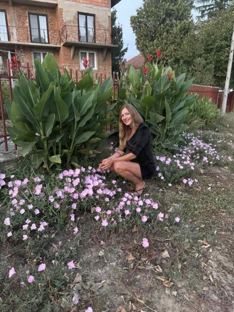 Skinula se Nevena Models