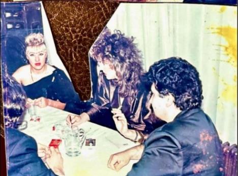 Pevačica objavila nikad viđene fotografije estradnjaka