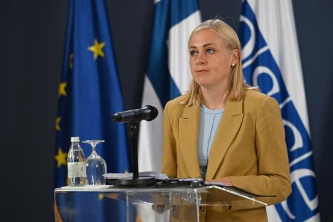 Elina Valtonen, ministarka spoljnih poslova Finske, tokom zvaničnog obraćanja.