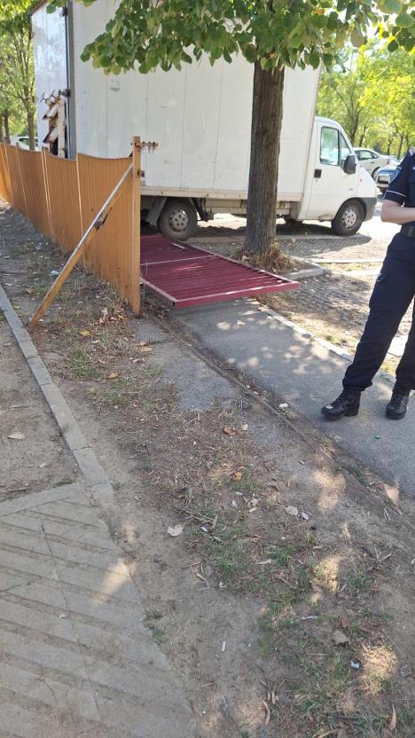 IMG-4b8c240ad240f6a6e6749d9f5b30f54f-V (1).jpg