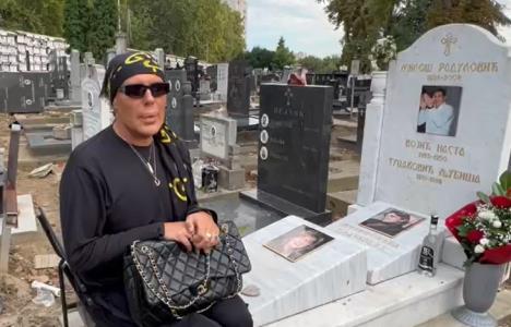 Boki 13 na grobu Marine Tucaković