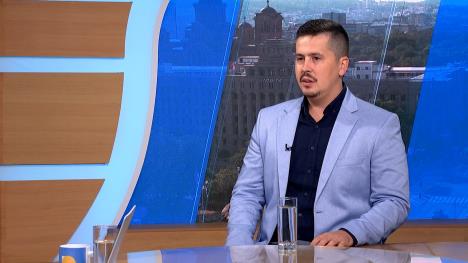 Sequence 08.00_51_04_12.Still003.jpg