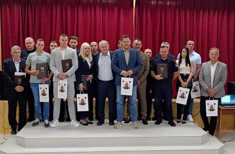 MALI ZVORNIK - Nagrađeni.jpg