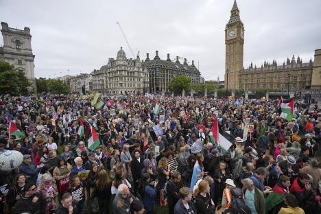 trump06 AP Kin Cheung copy.jpg