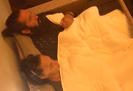 Teodora Arsić se pipkala sa Miladinom Srdanovim ispod pokrivača