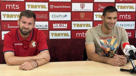 Napredak dočekuje Radnik iz Surdulice.jpg