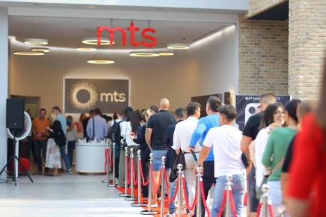 Telekom Srbija_Prodaja novih iPhone telefona.JPG