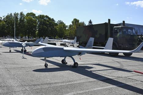 Daljinsko pilotirani vazduhoplov CH-95.jpg