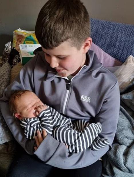 Sinovi Laure Koldman