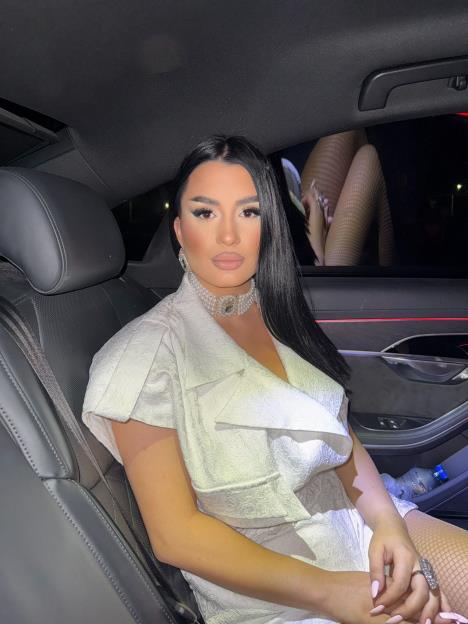 Pevačica Zorana Mićanović (2).jpeg