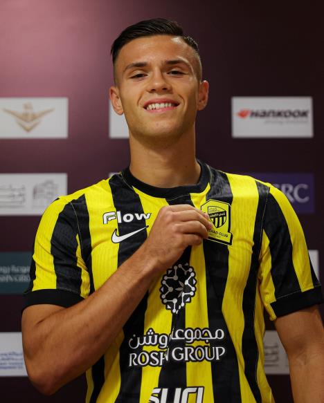 Simić tvrdi da zbog para nije otišao u Arabiju