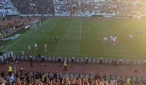 Grobari vređaju igrače Crvene zvezde