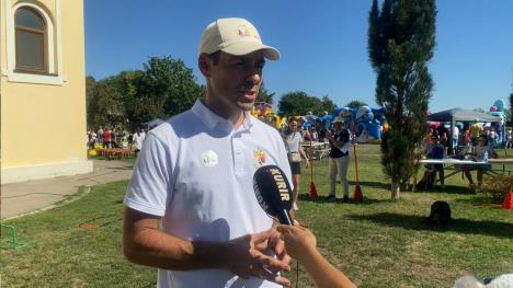 Sequence 09.00_56_44_23.Still005.jpg