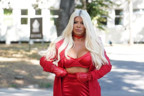 Dara Bubamara na snimanju Zvezda Granda