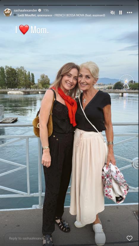 Saša Aleksandersa majkom