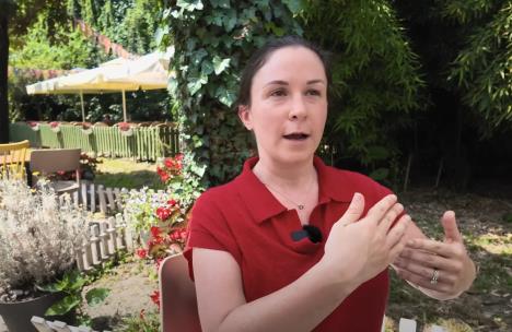 Kimberli napustila Kanadu zbog Srbije (2).png