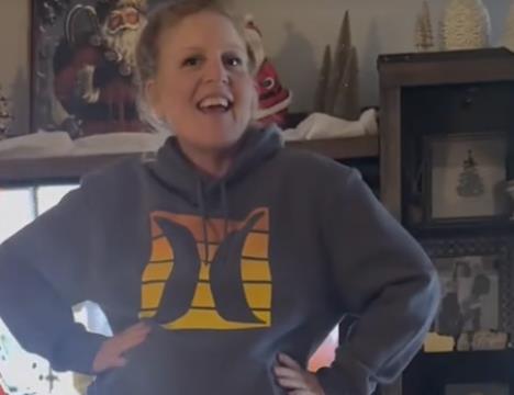 Mišel Sisko-Pinjeiro rodila u 47 godini a rekli joj da je neplodna (4).png