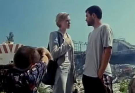 Ana Sofrenović i Nebojša Glogovac u filmu Nebeska udica (2).png