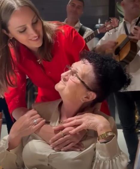 Aleksandra Prijović sa bakom