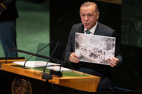 x AP Yuki Iwamura.jpg