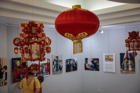 Izložba posvećena dobitnici Malog princa, Feng Li