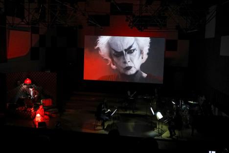 tasovac u Prici o vojniku .jpg