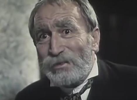 Mija Aleksić u filmu MAratonci trče počasni krug