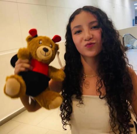 paloma-nicole-arellano-escobedo-surgeon-112096603 copy.jpg