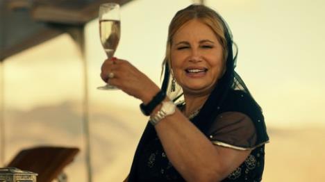 Dženifer Kulidž u seriji Beli lotos