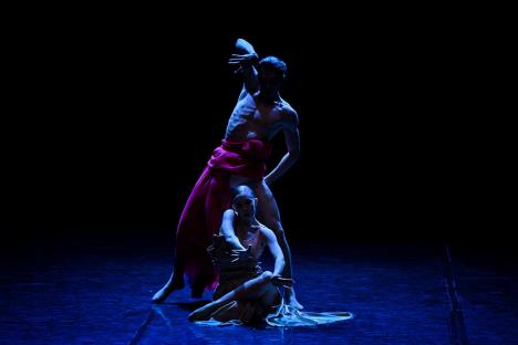 koreograf Jakopo Godani _ Igra Senki. Photo Marija Erdelji 7.JPG